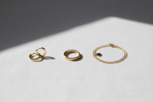 Jewelry Capsule Wardrobe: Wie du deinen Schmuck vereinfachst