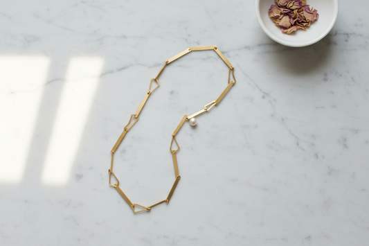 Lagom Schmuck: Minimalistisches Design trifft auf modulares System
