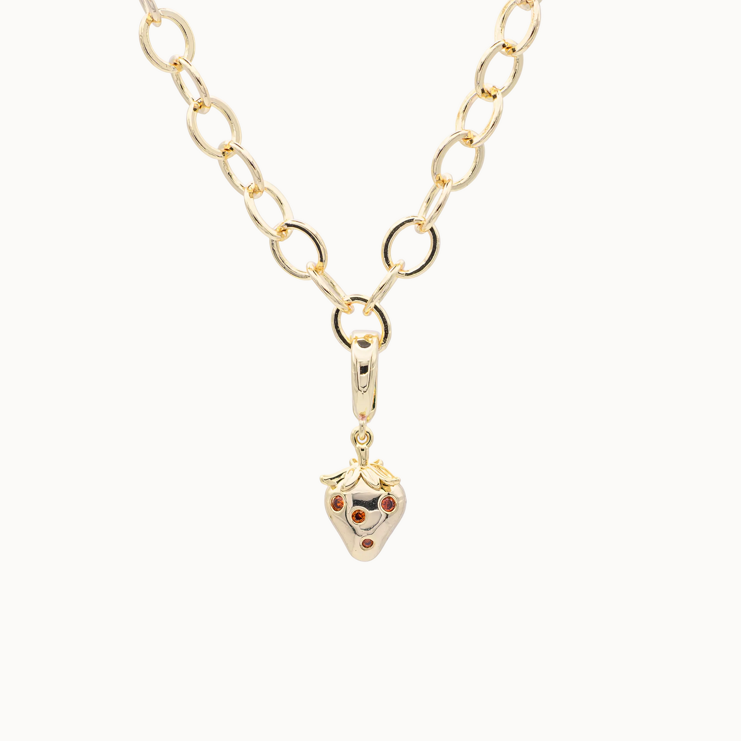 Basiskette mit Charm Erdbeere Detailansicht – austauschbarer Anhänger MAVEMO Elements